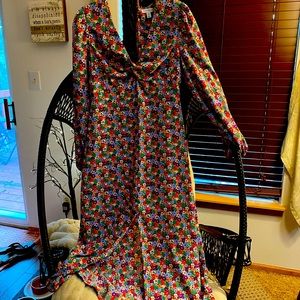 Maxi dress with slit in front, open tie back.